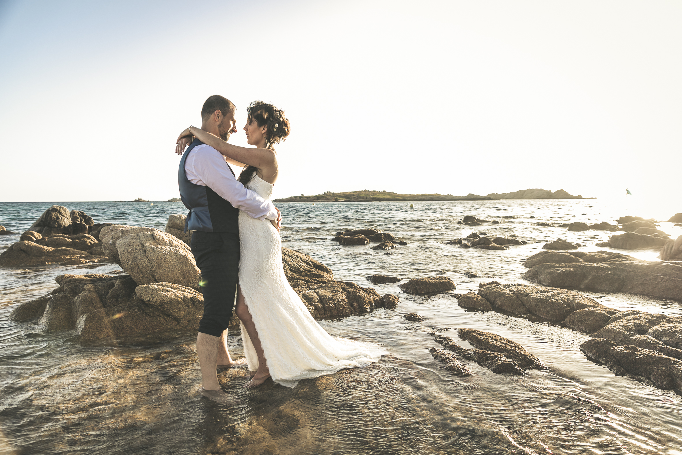 Mariage en Corse-Mariage Corse Sud-Mariage Bonifacio-photographe mariage-Mariage plage-mariage sur la plage-mariage les pieds dans l'eau
